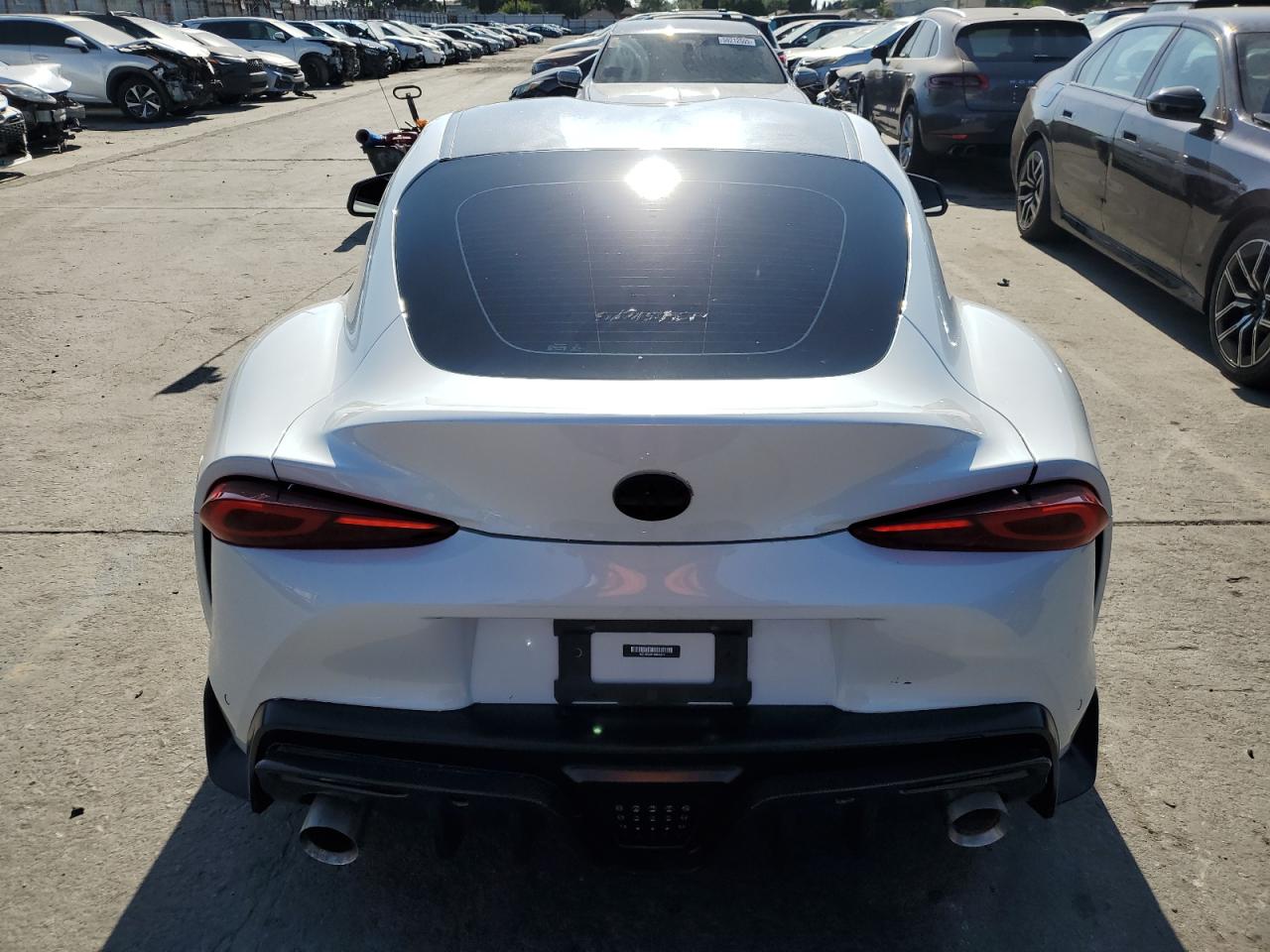 2022 Toyota Supra - Image 6