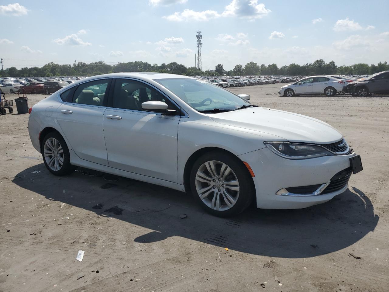 CHRYSLER 200 2015 VIN 1C3CCCAB4FN552803 photo 4