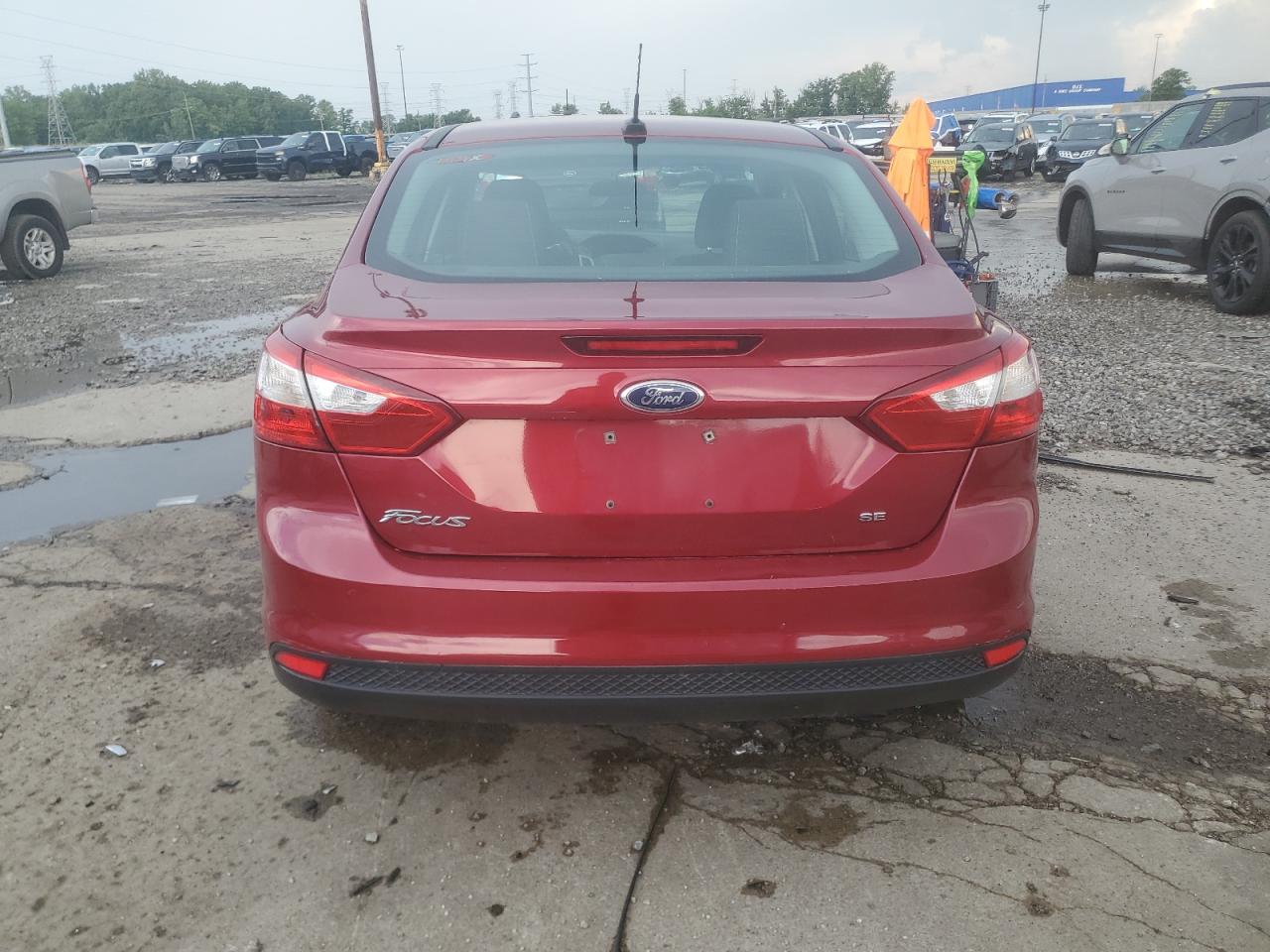 FORD FOCUS 2014 VIN 1FADP3F24EL152172 photo 6