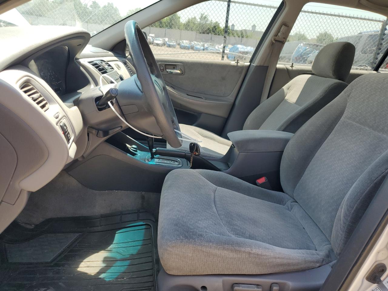 2002 Honda Accord Lx VIN: 1HGCG16412A011676 Lot: 62489285