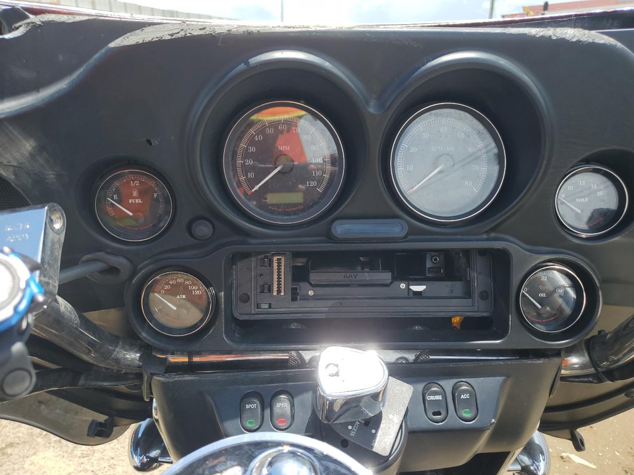 2013 Harley-Davidson Flhtcutg Tri Glide Ultra Classic VIN: 1HD1MAM13DB856774 Lot: 60324385