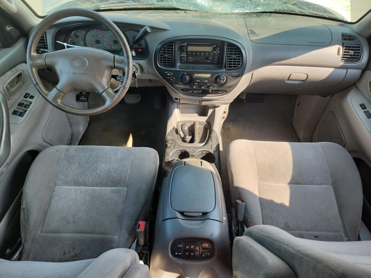 2001 Toyota Sequoia Sr5 VIN: 5TDBT44A01S017664 Lot: 57788825
