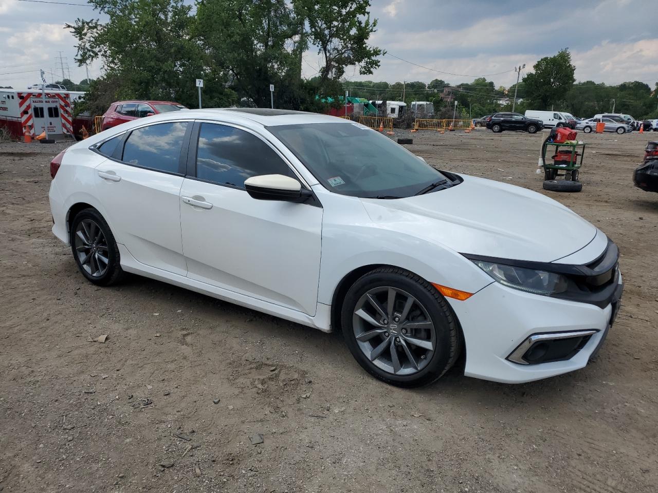 HONDA CIVIC 2019 VIN 19XFC1F33KE201619 фото 4