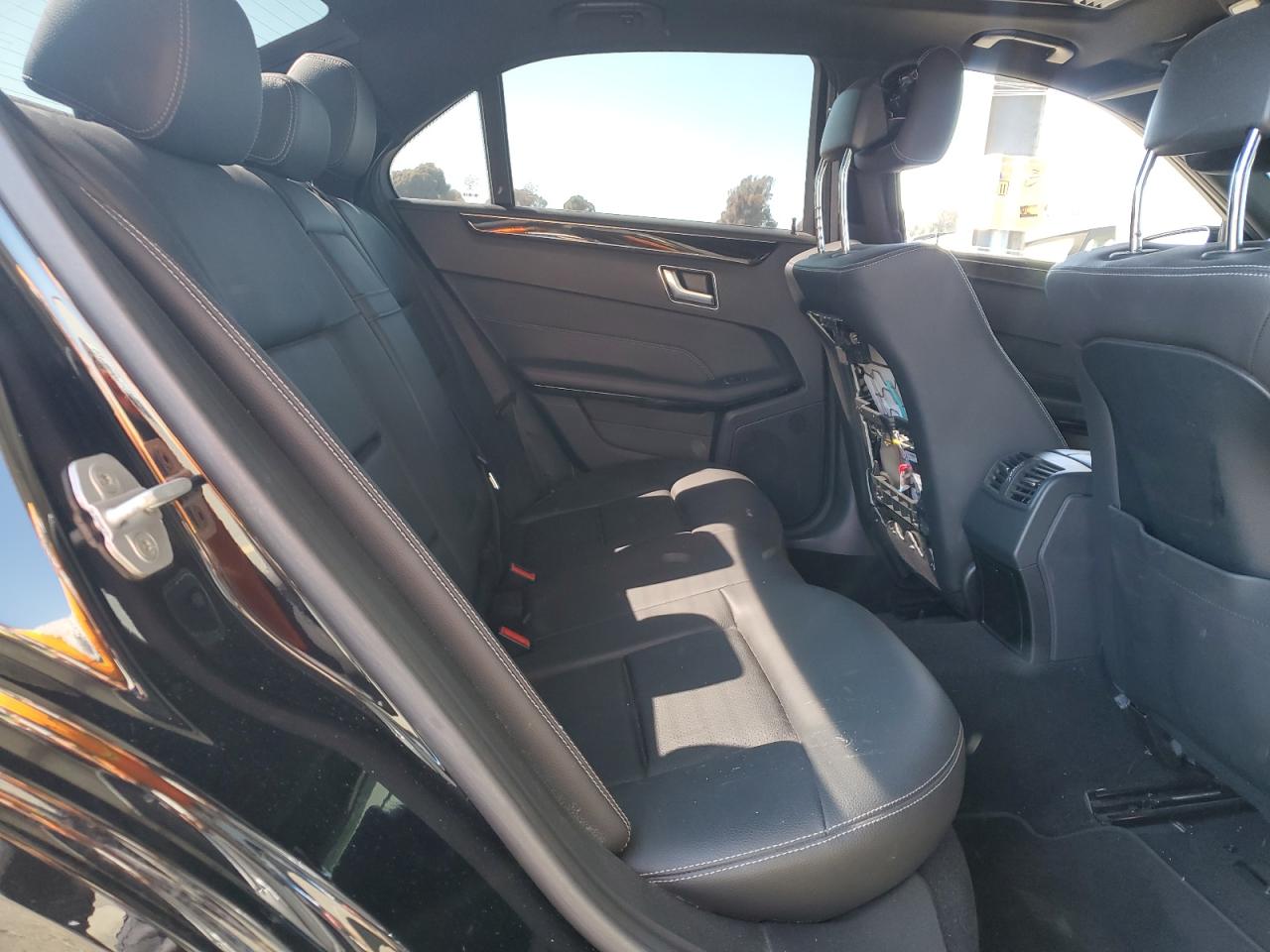 2015 Mercedes-Benz E 350 VIN: WDDHF5KB7FB095172 Lot: 62743625