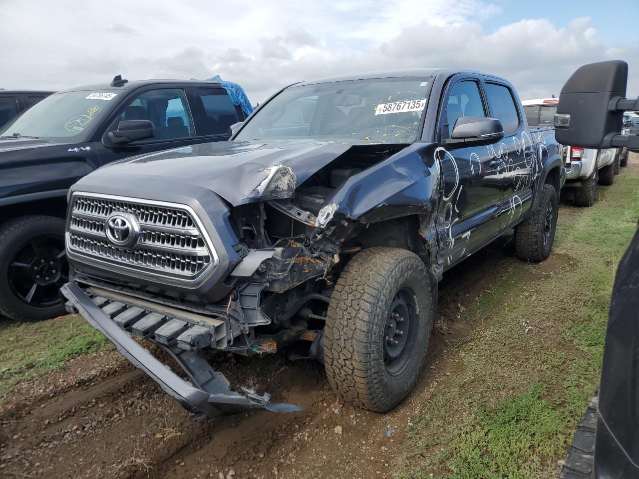 2016 Toyota Tacoma Double Cab იყიდება Brighton-ში, CO - Front End