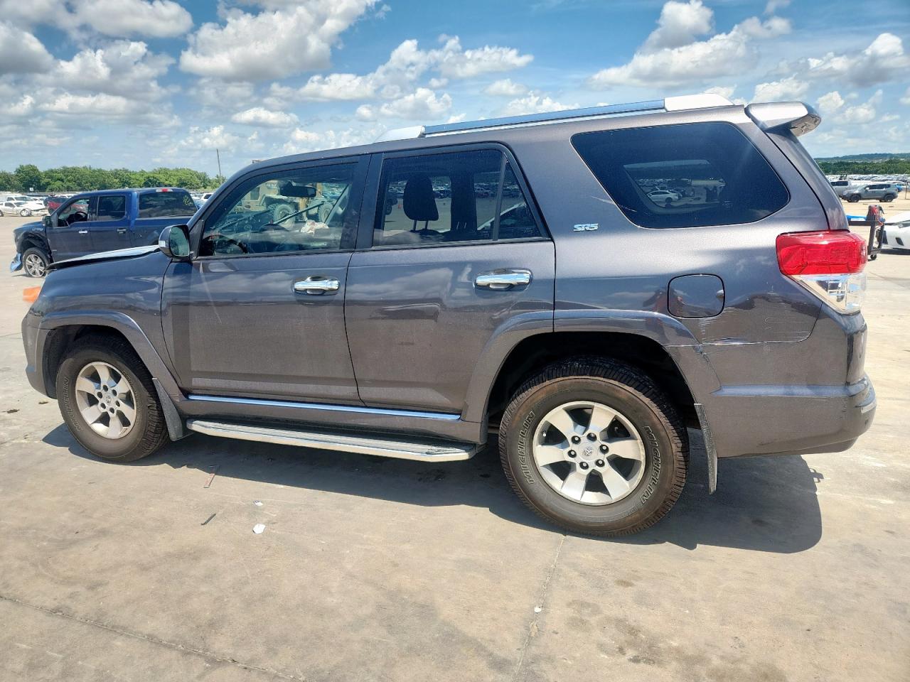 TOYOTA 4RUNNER 2011 VIN JTEZU5JR4B5032599 photo 2