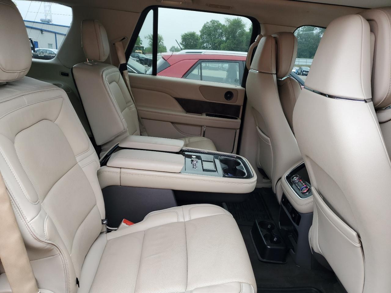 2019 Lincoln Navigator Reserve VIN: 5LMJJ2LT5KEL05379 Lot: 62730965