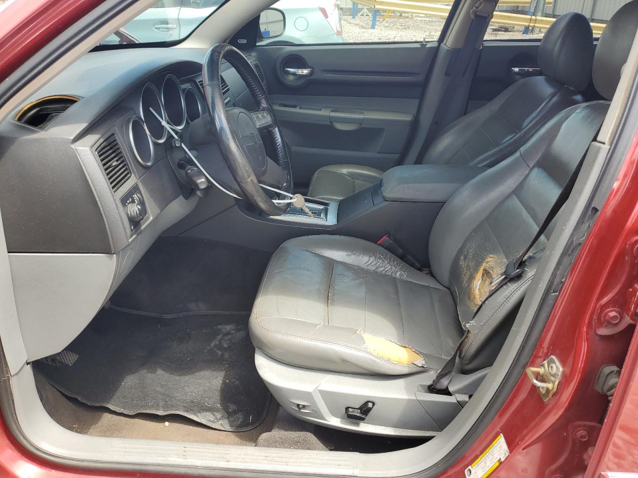 2005 Dodge Magnum R/T VIN: 2D4GV58235H649039 Lot: 63108775
