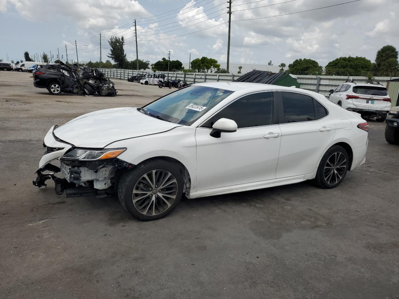 2019 Toyota Camry L იყიდება Miami-ში, FL - Front End