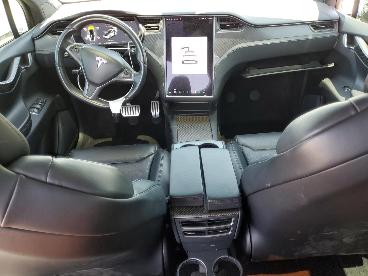 2018 Tesla Model X VIN: 5YJXCBE40JF136127 Lot: 60986185