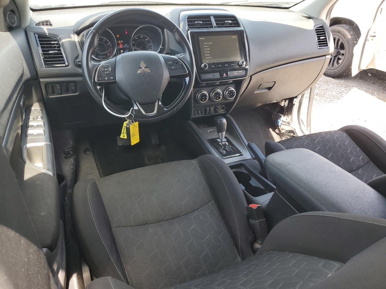 MITSUBISHI OUTLANDER 2020 VIN JA4AP4AU3LU016547 фото 8