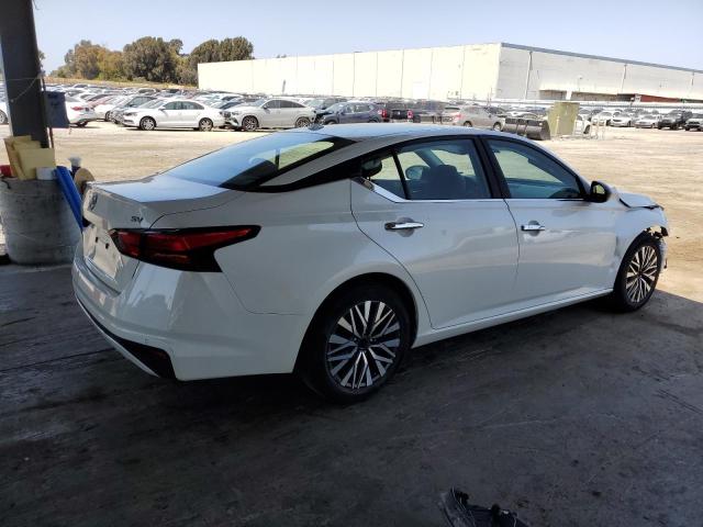  NISSAN ALTIMA 2024 Biały