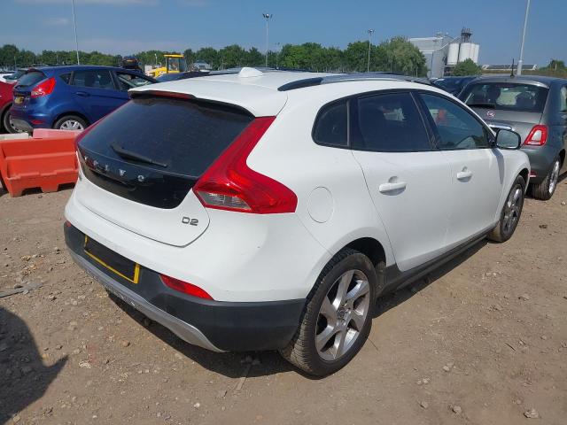 2016 VOLVO V40 CROSS