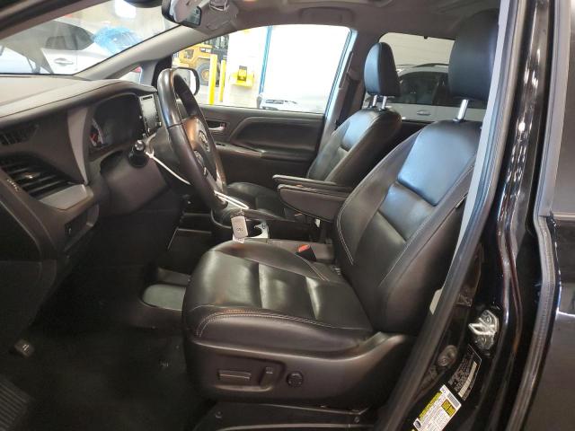  TOYOTA SIENNA 2018 Czarny