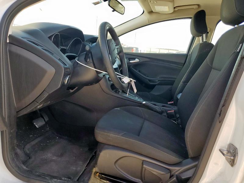  FORD FOCUS 2018 White