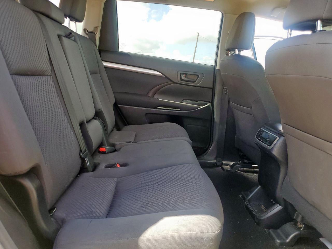 TOYOTA HIGHLANDER 2017 VIN 5TDZARFH1HS029182 фото 11