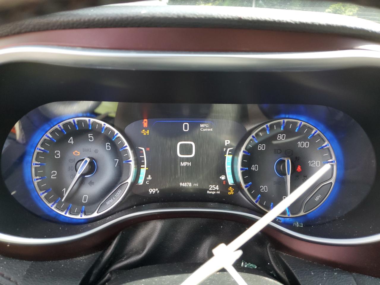 2017 Chrysler Pacifica Limited VIN: 2C4RC1GG2HR528325 Lot: 61238565