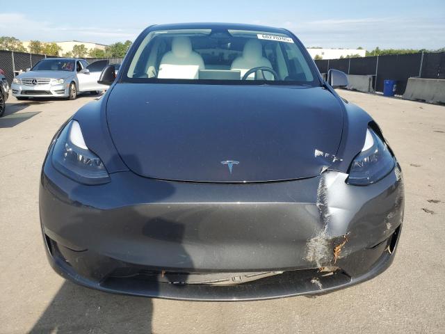  TESLA MODEL Y 2023 Szary