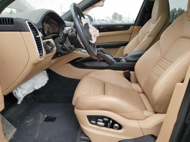  PORSCHE CAYENNE 2019 Granatowy