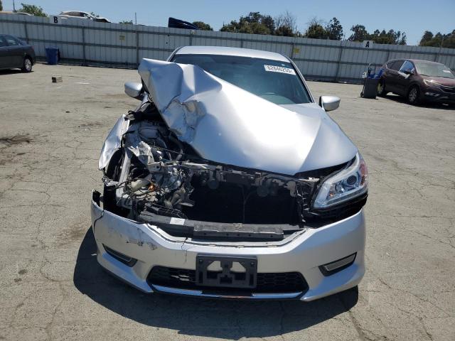 Седаны HONDA ACCORD 2013 Серебристый
