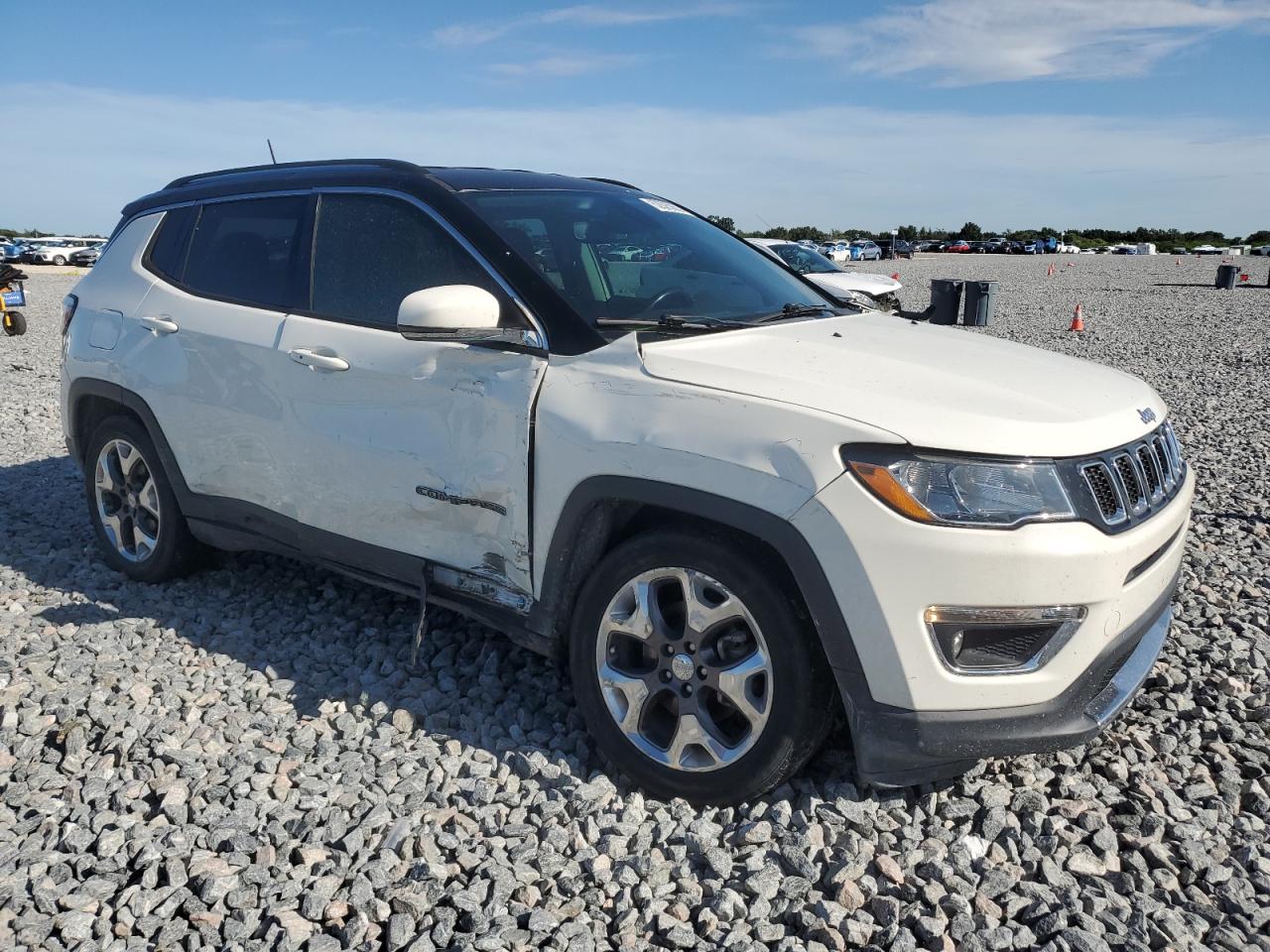 JEEP COMPASS 2020 VIN 3C4NJCCB2LT125588 фото 4