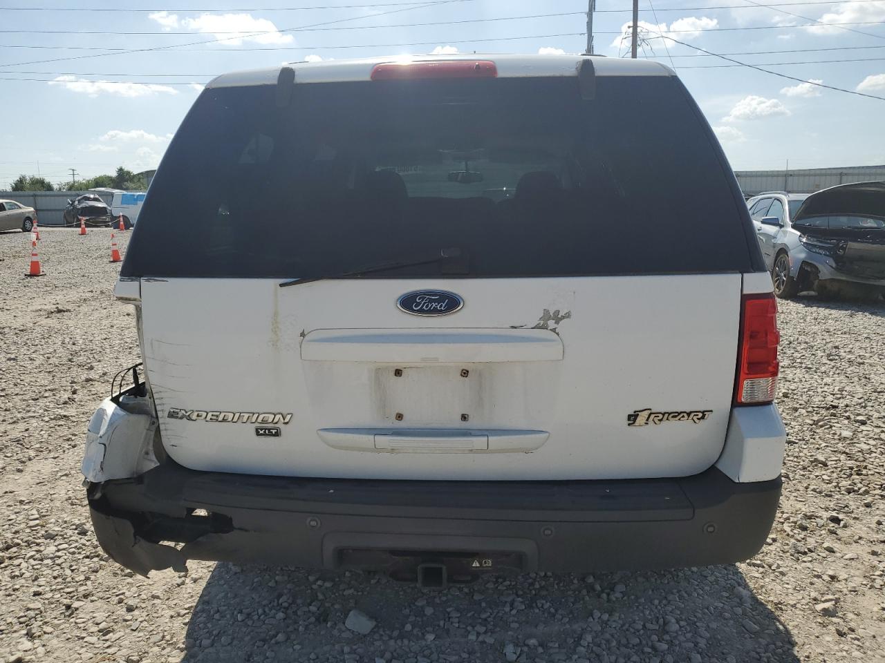 2004 Ford Expedition Xlt VIN: 1FMPU15L44LB35073 Lot: 61800145