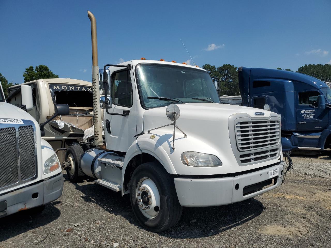 Conway, AR에서 판매 중인 2015 Freightliner Business Class M2 Semi Truck - Normal Wear