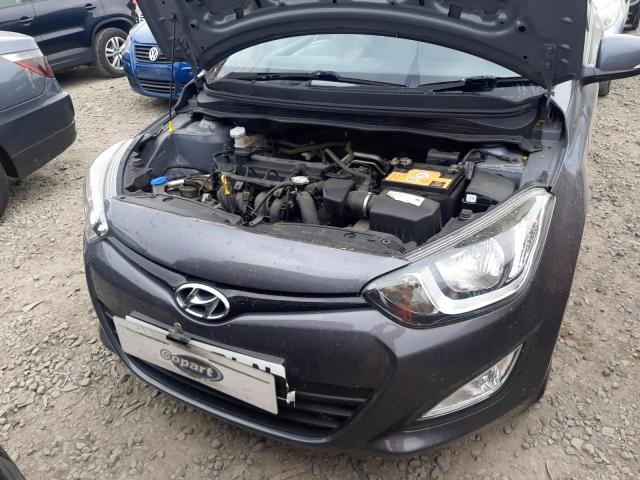 2015 HYUNDAI I20 ACTIVE