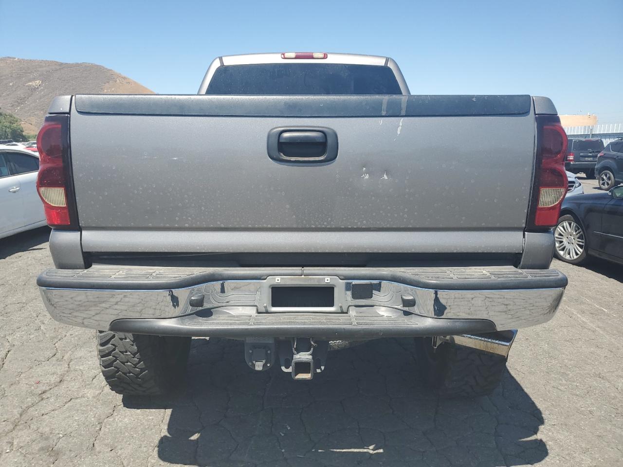 2006 Chevrolet Silverado C2500 Heavy Duty VIN: 1GCHC23206F130191 Lot: 62919475