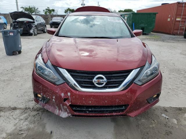  NISSAN ALTIMA 2018 Czerwony
