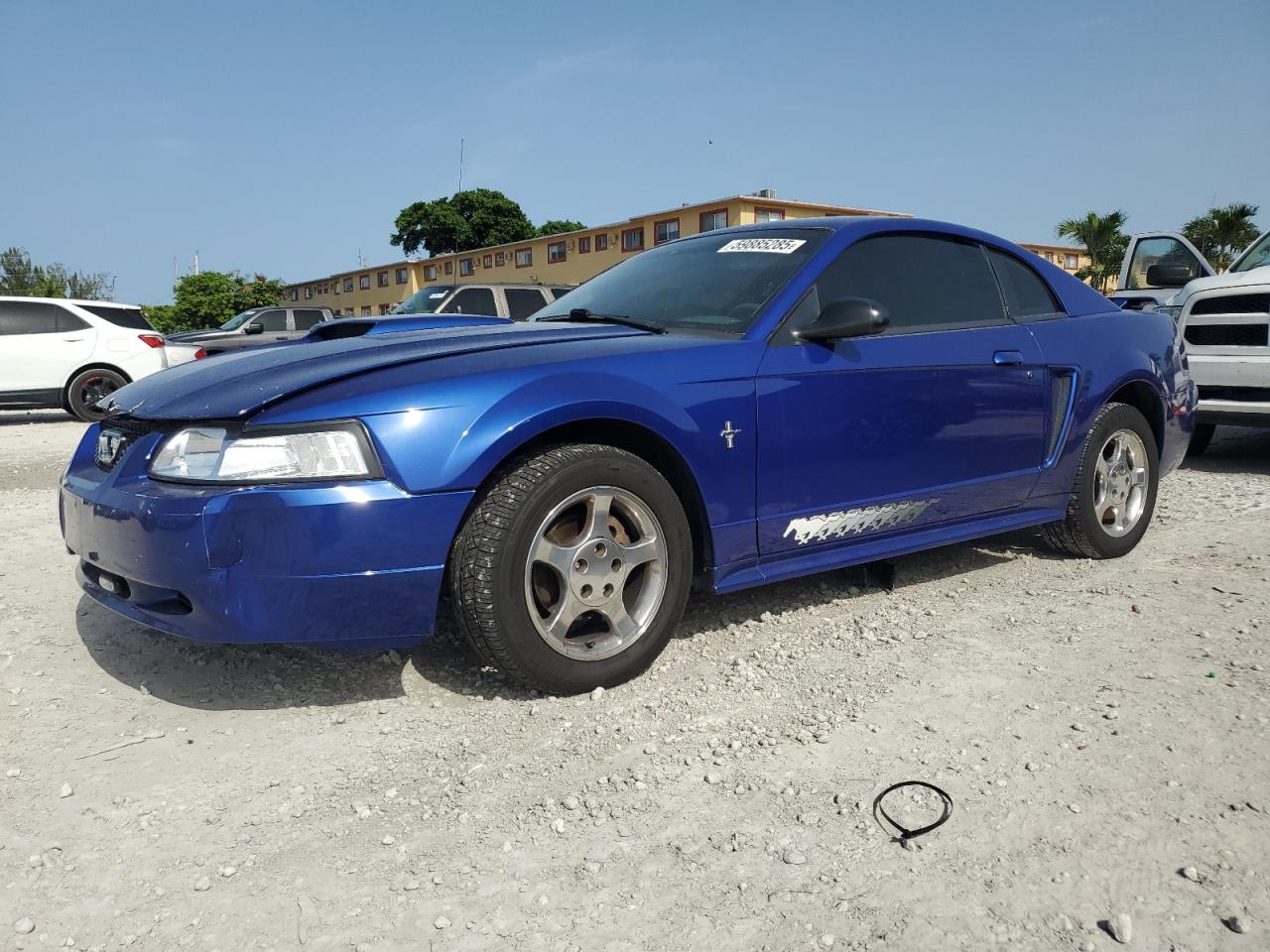 2003 Ford Mustang იყიდება Opa Locka-ში, FL - Front End