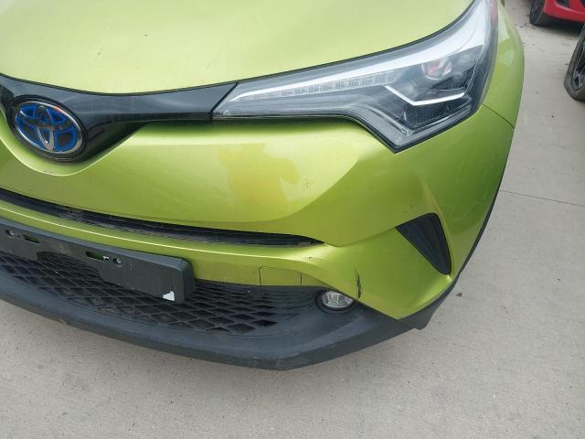 2019 TOYOTA C-HR LIME