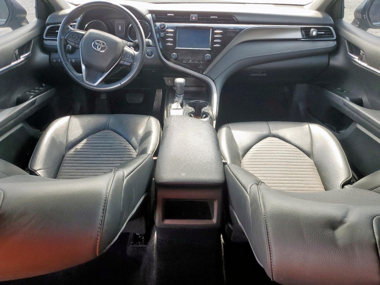 2019 Toyota Camry L VIN: 4T1B11HK6KU164037 Lot: 61160155