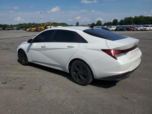  HYUNDAI ELANTRA 2022 Белы
