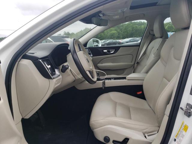  VOLVO S60 2020 Белы