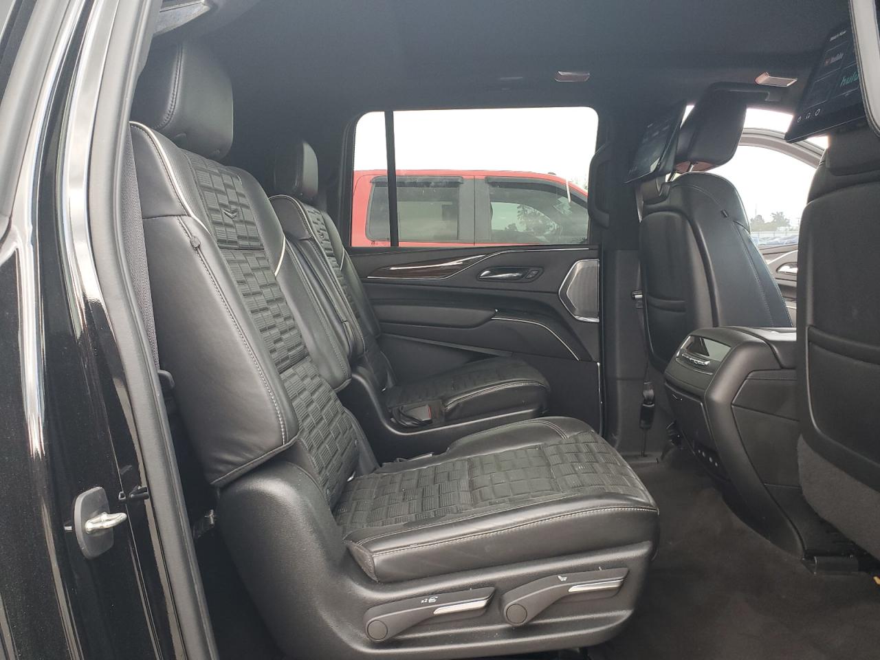 2022 Cadillac Escalade Esv Premium Luxury Platinum VIN: 1GYS4MKL1NR140583 Lot: 62724865
