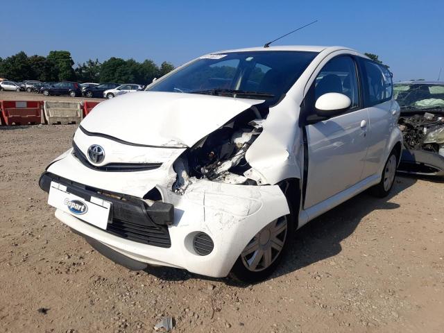 TOYOTA AYGO VVT-I 2012