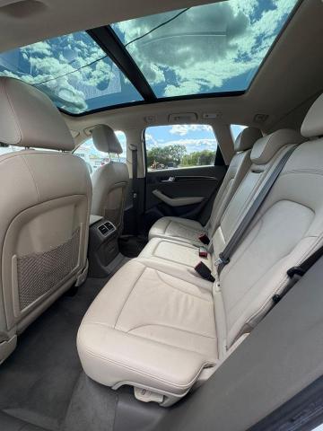 Parquets AUDI Q5 2012 Biały