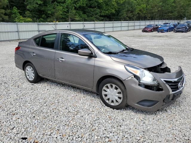  NISSAN VERSA 2016 Серый