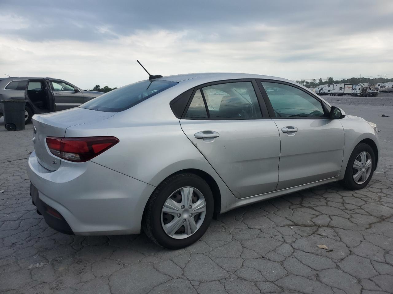 KIA RIO 2019 VIN 3KPA24ABXKE167417 фото 3