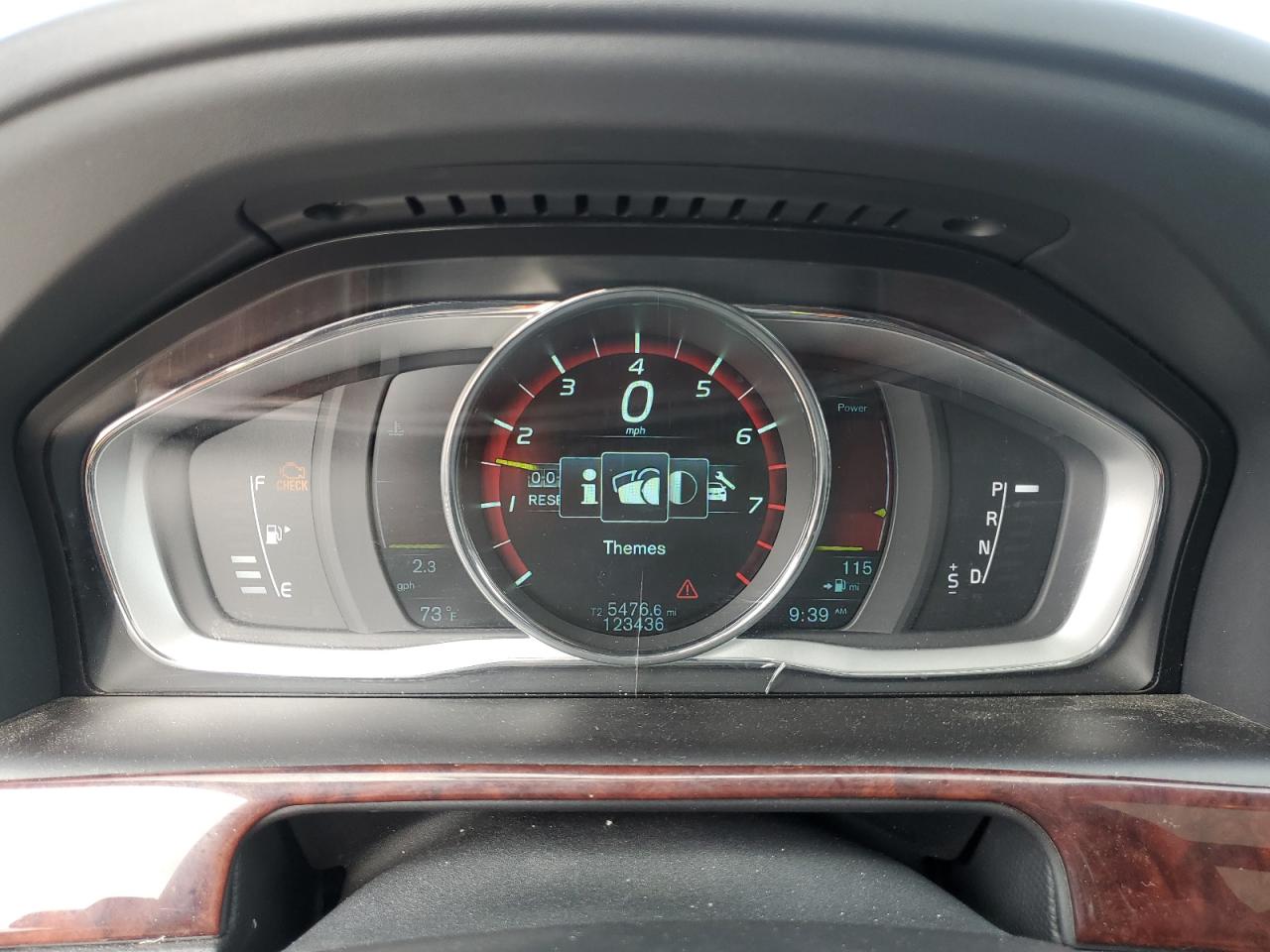 2015 Volvo Xc60 T6 Premier VIN: YV4902RB4F2620934 Lot: 62702375