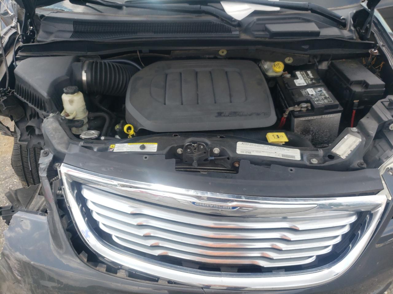 CHRYSLER MINIVAN 2011 VIN 2A4RR6DG7BR612237 zdjęcie 12