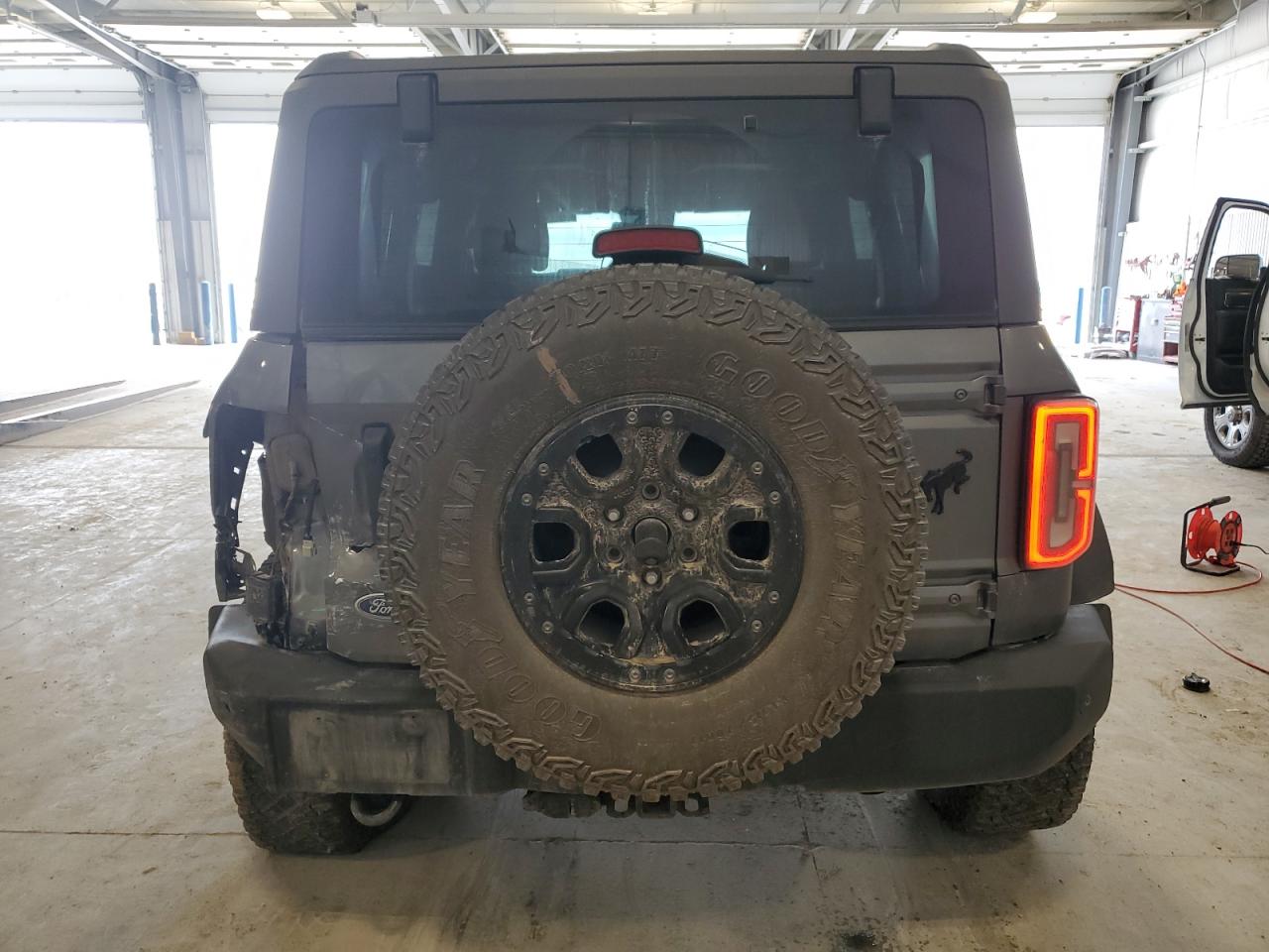 2022 Ford Bronco Base VIN: 1FMEE5DPXNLB55992 Lot: 62194195
