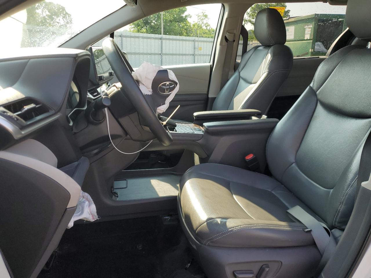 2021 Toyota Sienna Le VIN: 5TDBSKFC2MS020883 Lot: 59347355