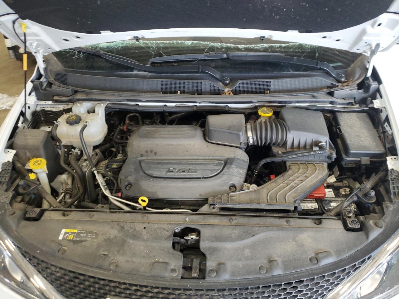 2020 Chrysler Pacifica Touring L Plus VIN: 2C4RC1EG5LR210940 Lot: 62493605