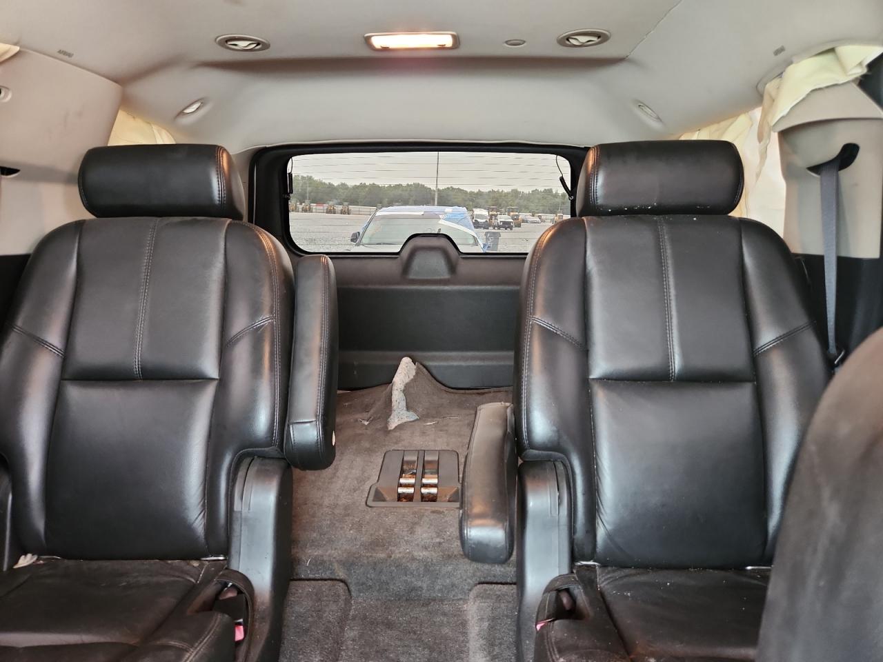 2007 Chevrolet Tahoe C1500 VIN: 1GNFC13J87R126924 Lot: 54045695