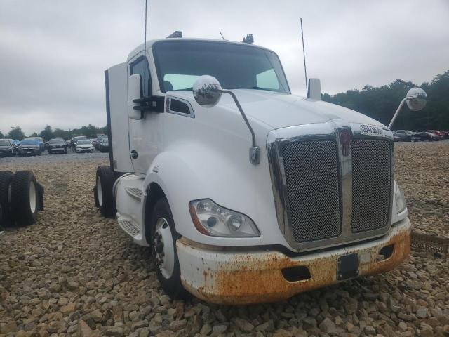 2014 Kenworth T680 Semi Truck