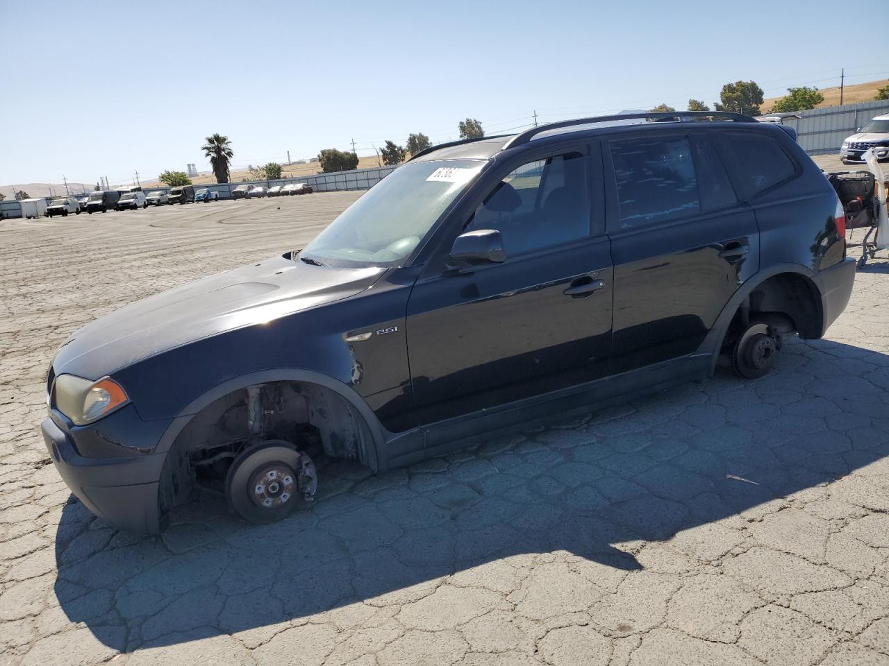 2004 BMW X3 2.5I