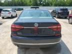 Franklin, WI에서 판매 중인 2017 Volkswagen Passat S - Front End