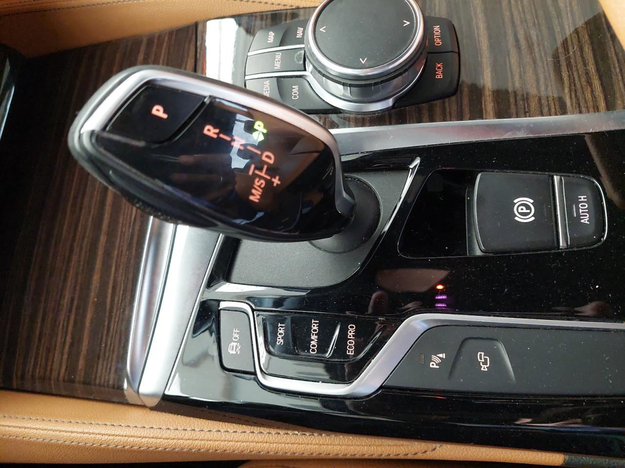 WBAJA1A03KWW00112 - 2019 Bmw 5 SERIES - #61313975